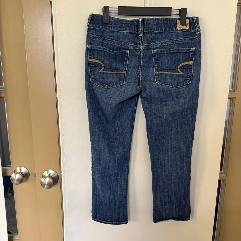 American Eagle Women's 6 Blue‎ Medium Wash Low Rise Artist Crop Stretch Jeans
